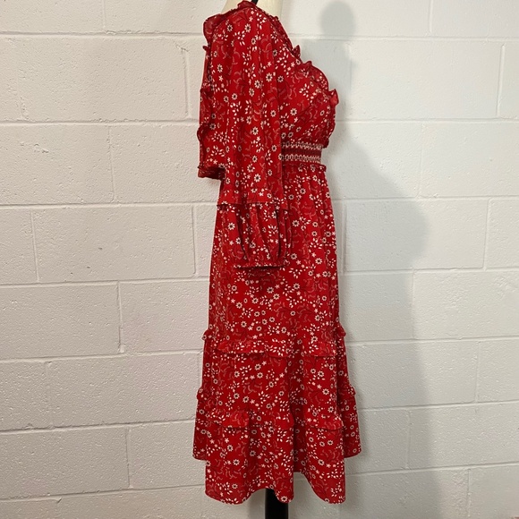 Max Studio Red Balloon Sleeve Tiered Floral Print dress - Picture 4 of 10